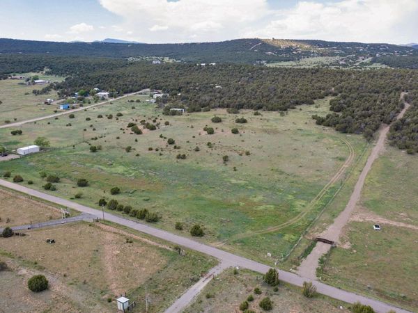 44 BRANNAN Road, Tijeras, NM 87059