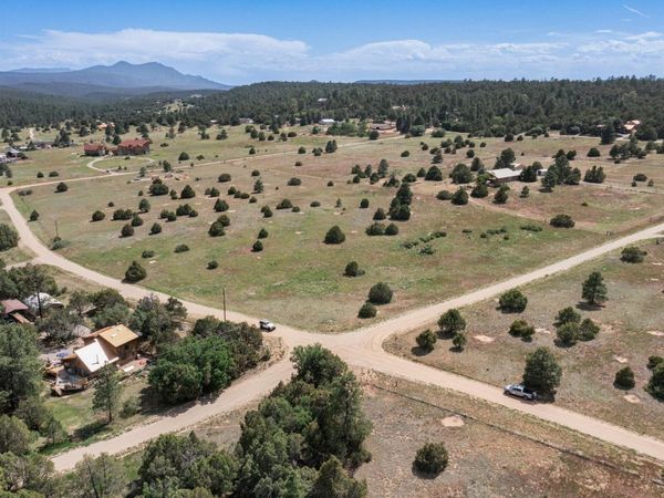 25 MOCKINGBIRD HILL Road, Tijeras, NM 87059