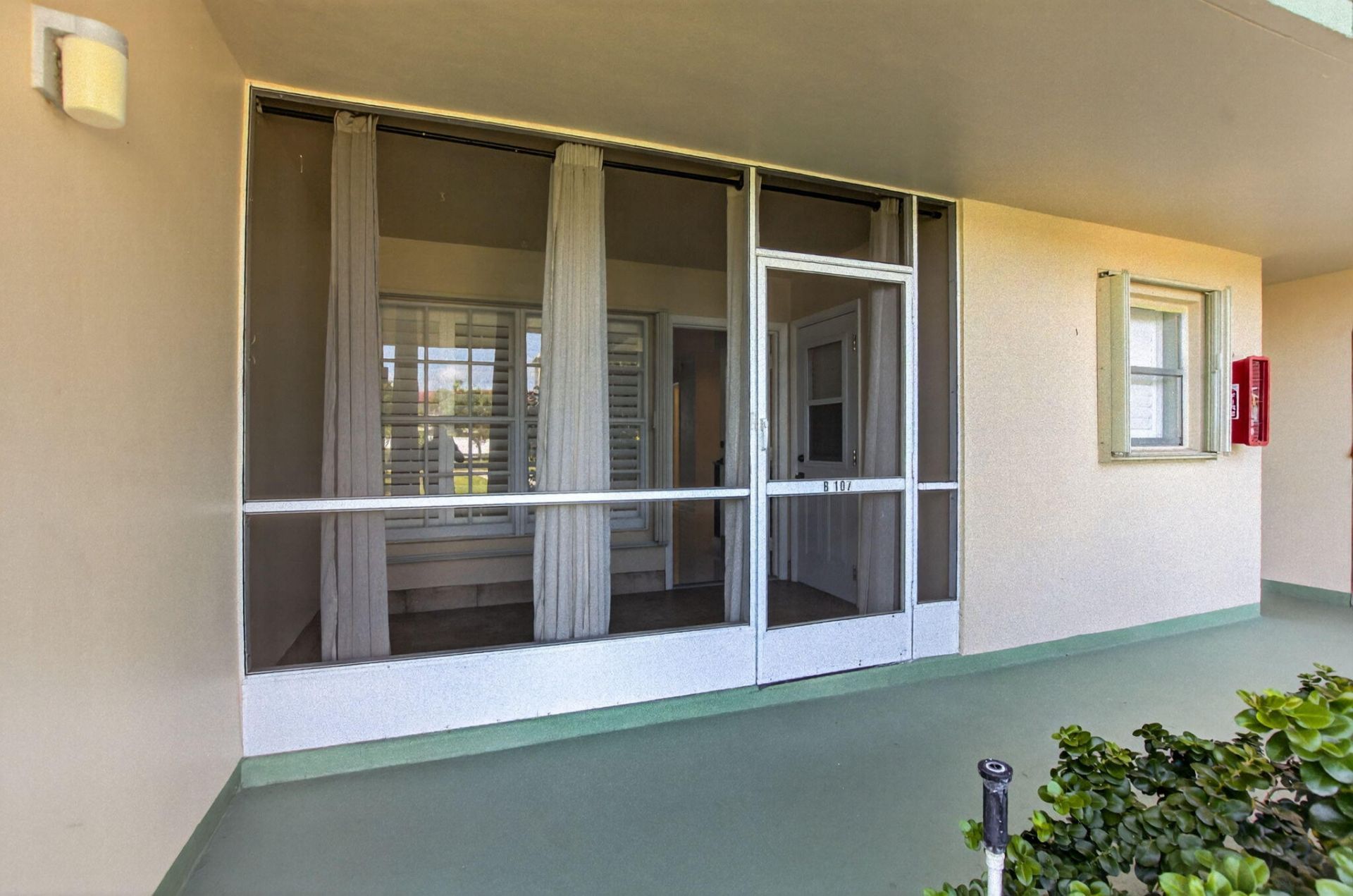 808 SE 7th Street, Unit 107, Deerfield Beach, FL 33441 Photo