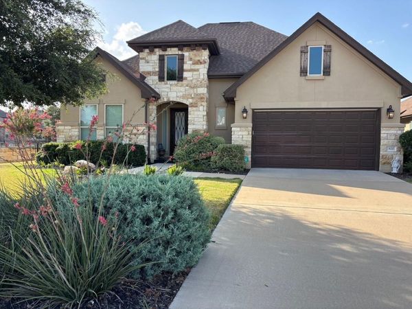 820 Desaix DR, Georgetown, TX 78628