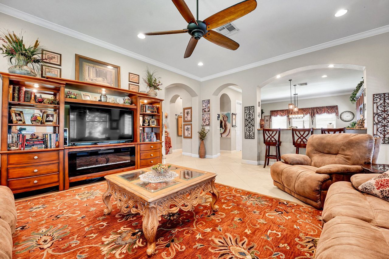 5718 SW Bald Eagle Drive, Palm City, FL 34990 Photo