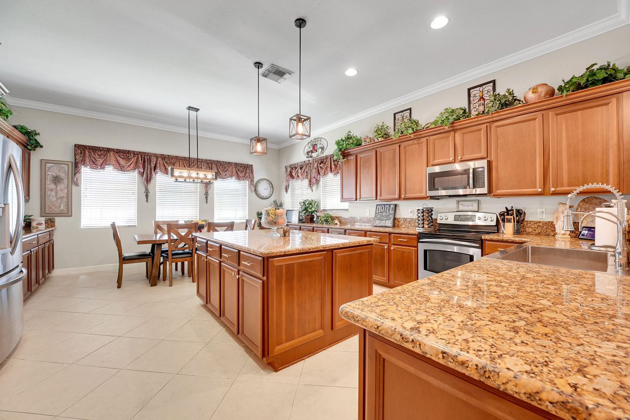 5718 SW Bald Eagle Drive, Palm City, FL 34990 Photo