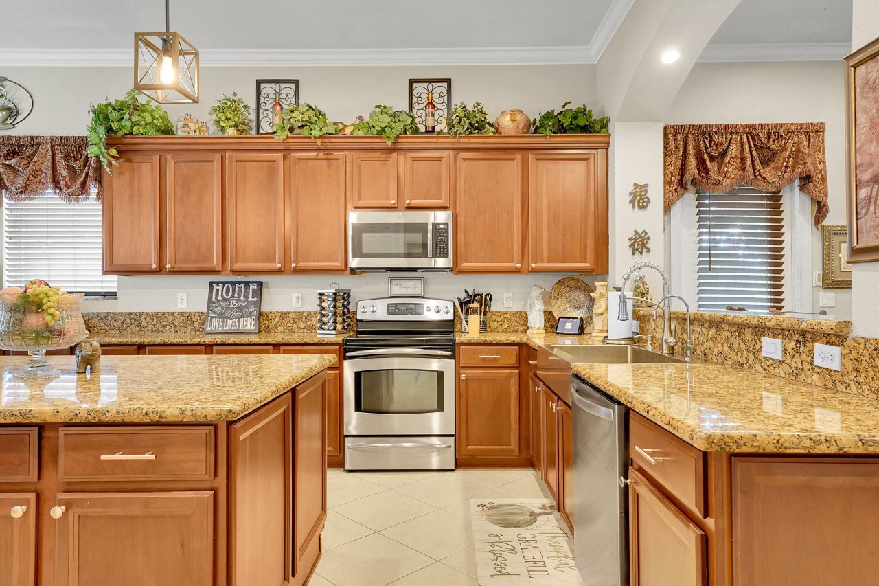 5718 SW Bald Eagle Drive, Palm City, FL 34990 Photo