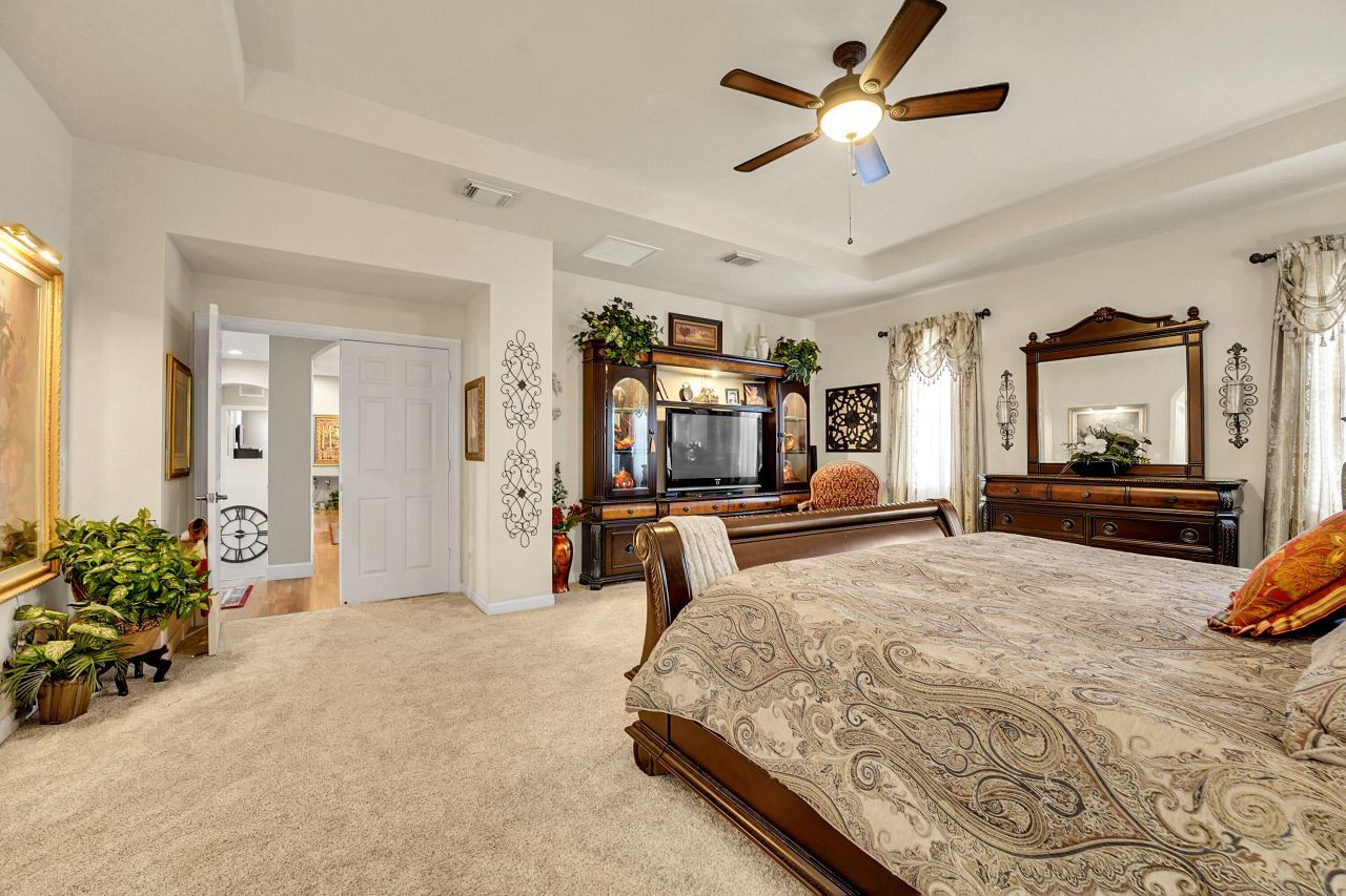 5718 SW Bald Eagle Drive, Palm City, FL 34990 Photo