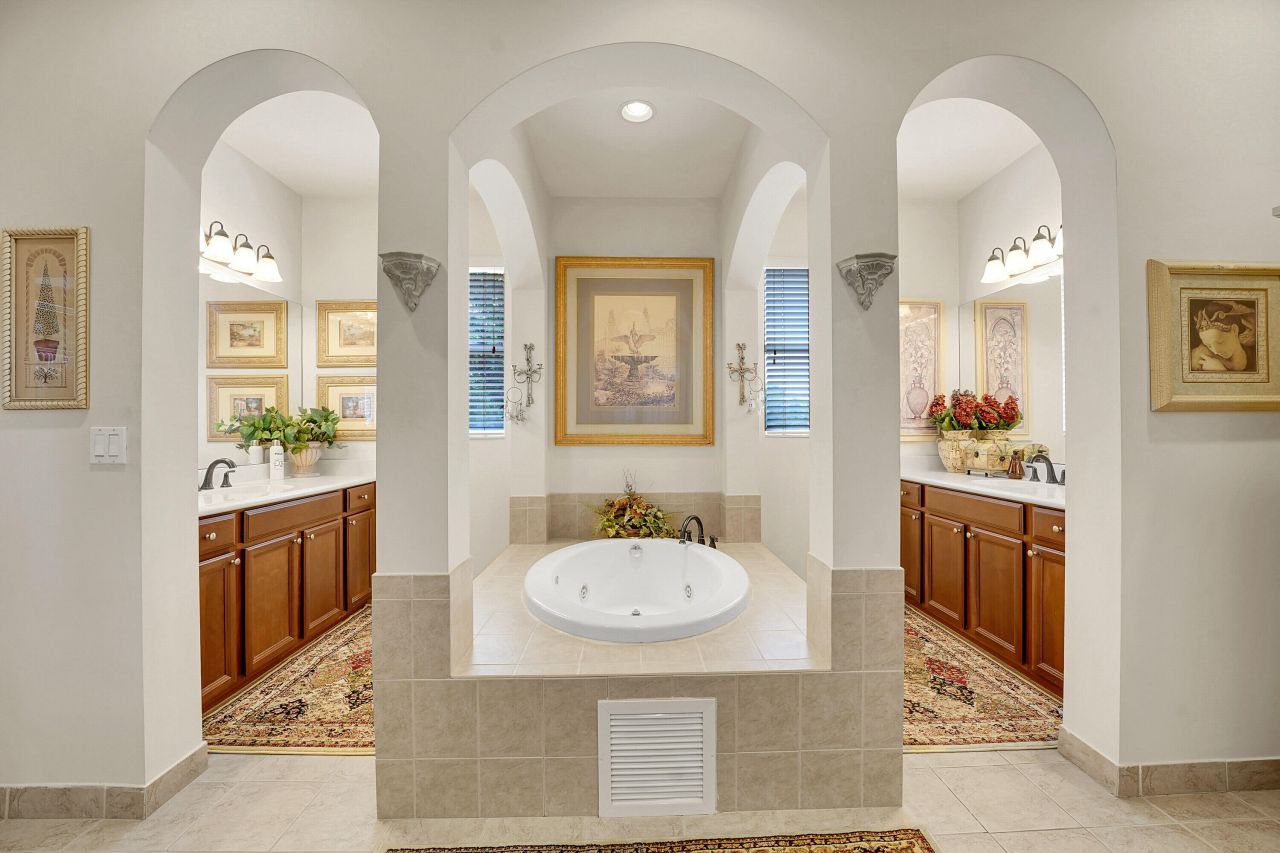 5718 SW Bald Eagle Drive, Palm City, FL 34990 Photo