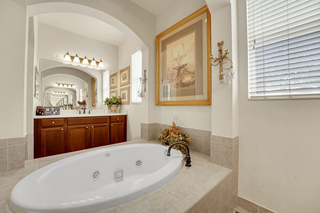 5718 SW Bald Eagle Drive, Palm City, FL 34990 Photo