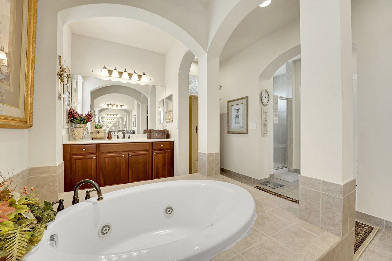 5718 SW Bald Eagle Drive, Palm City, FL 34990 Photo