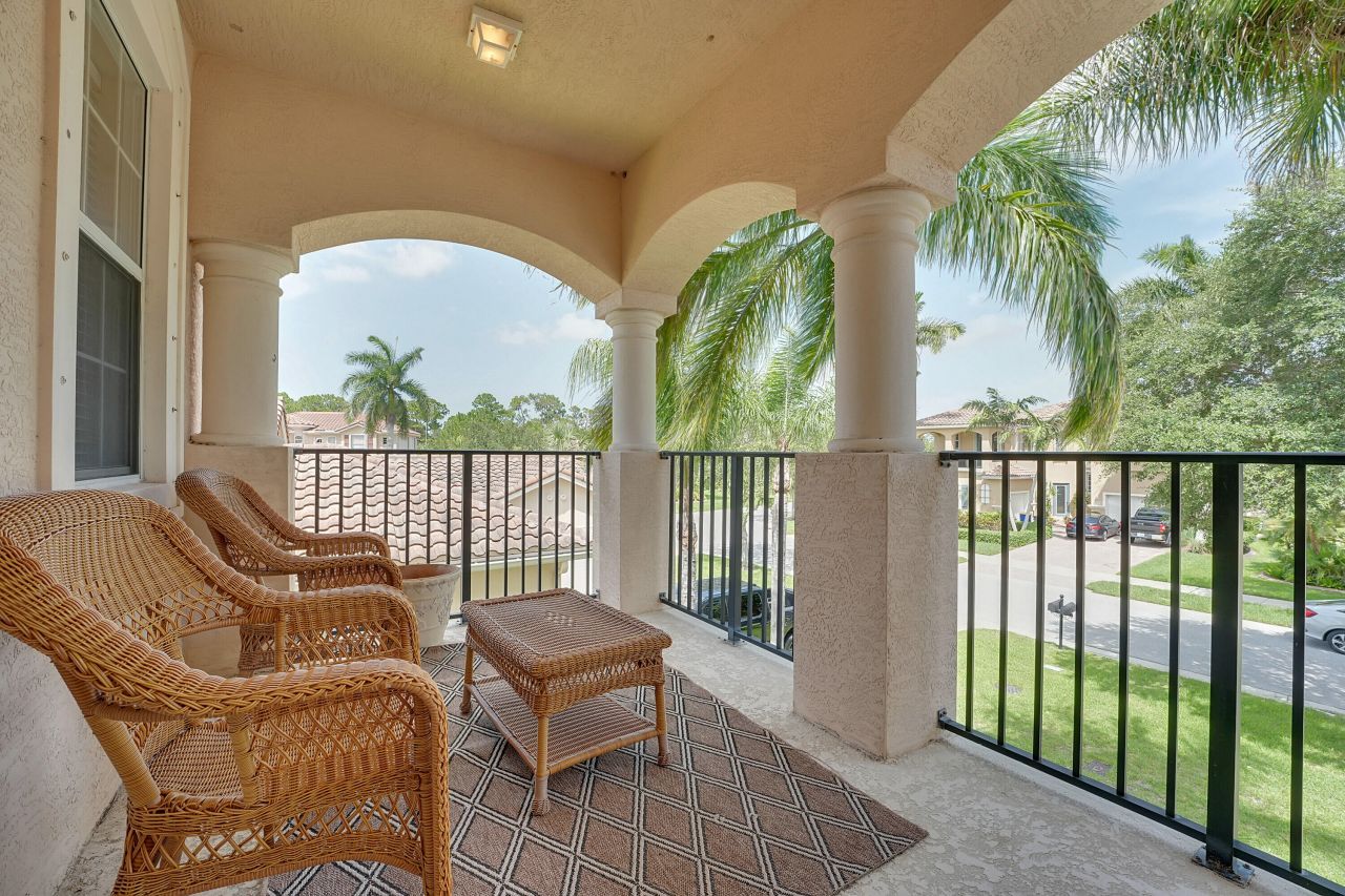 5718 SW Bald Eagle Drive, Palm City, FL 34990 Photo