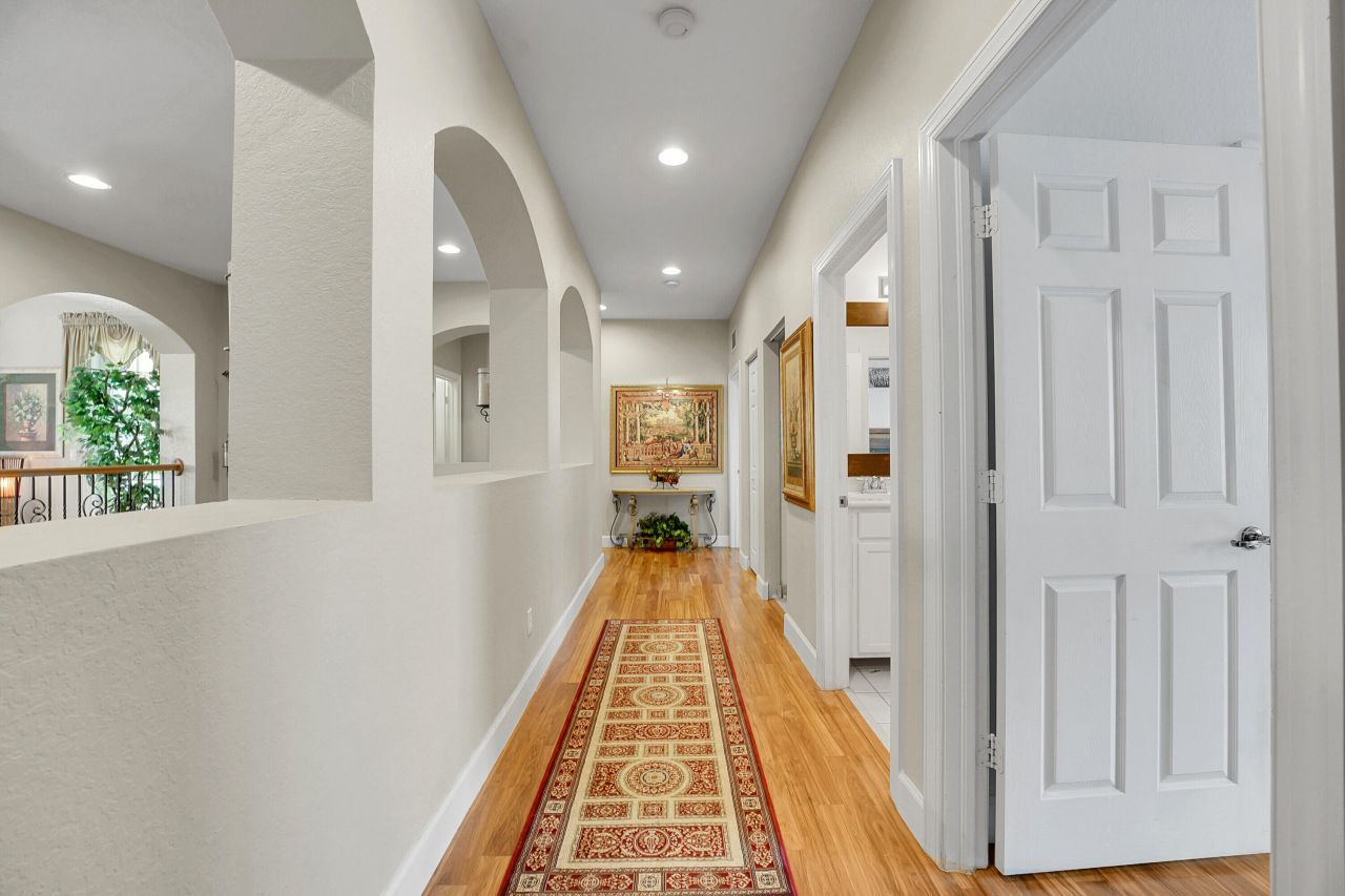 5718 SW Bald Eagle Drive, Palm City, FL 34990 Photo