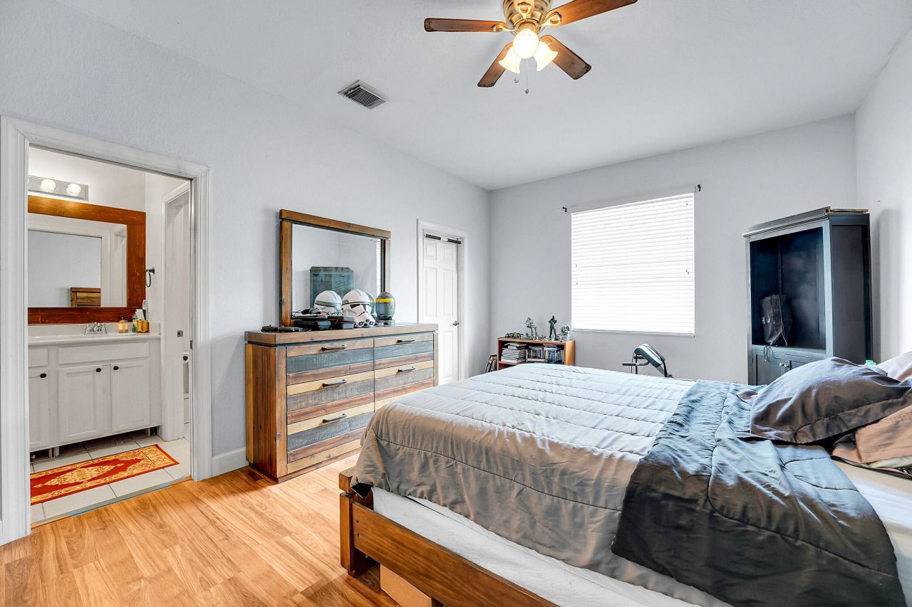 5718 SW Bald Eagle Drive, Palm City, FL 34990 Photo