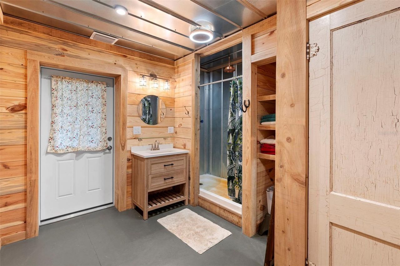 2016 Lewis Road, Leesburg, FL 34748 Photo