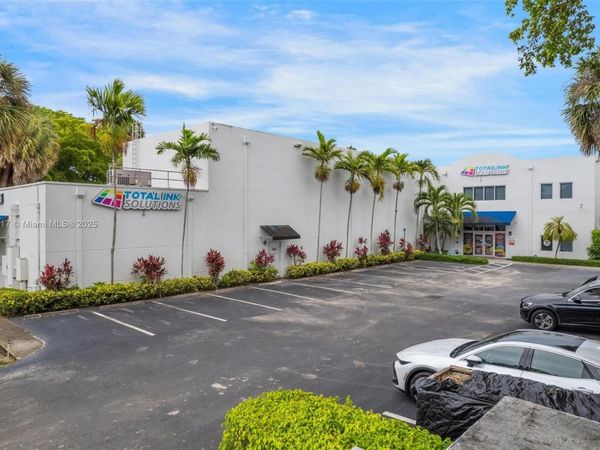 6775 NW 15th Ave, Fort Lauderdale, FL 33309