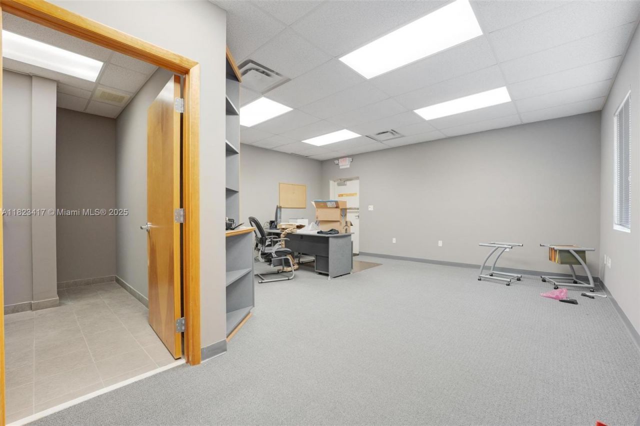 6775 NW 15th Ave, Fort Lauderdale, FL 33309 Photo