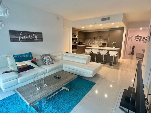 7661 NW 107th Ave, Unit 207, Doral, FL 33178