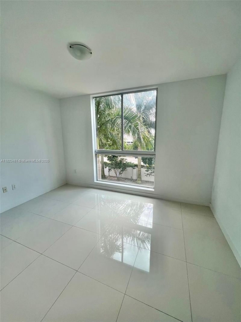 7661 NW 107th Ave, Unit 207, Doral, FL 33178 Photo
