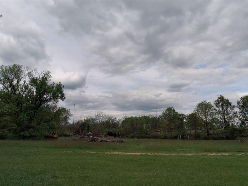 1822 Stelzer Road, Columbus, OH 43219 Photo 1