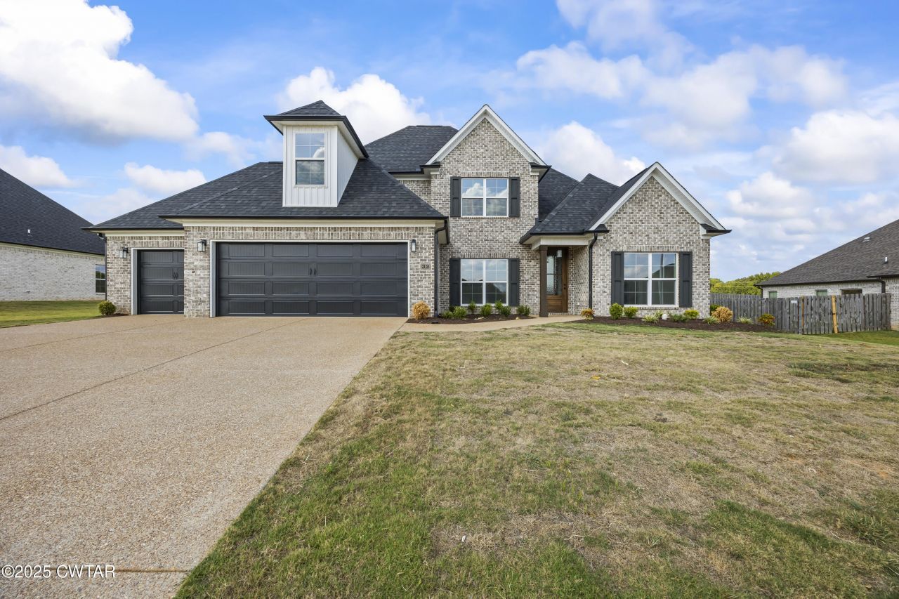 32 Matthews Crossing Drive, Jackson, TN 38305 Main Photo