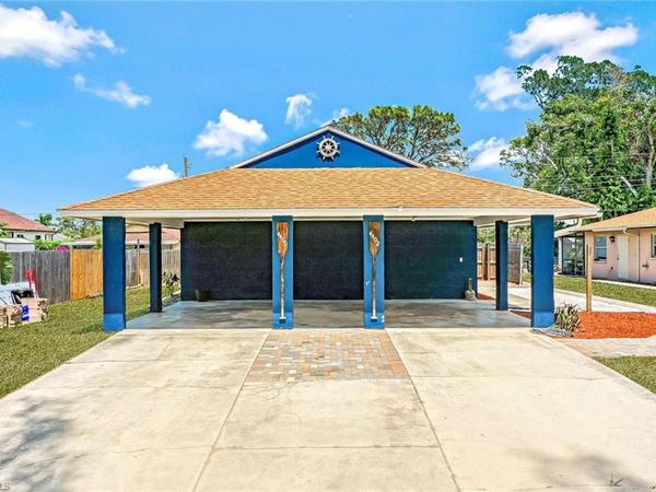 4402 Pine Lake RD, BONITA SPRINGS, FL 34134