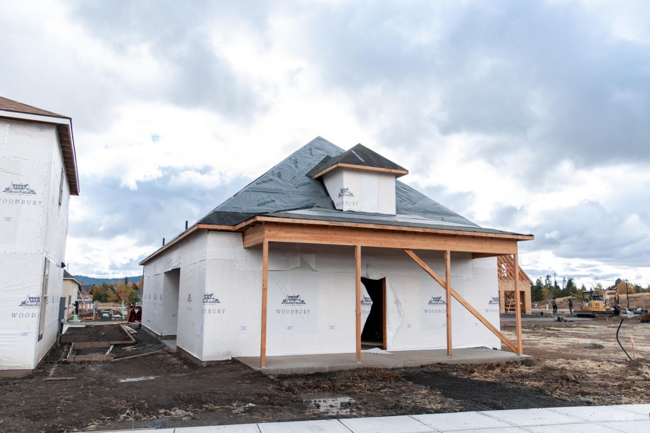 1452 Picotee Circle, Unit Rose, Moscow, ID 83843 Main Photo