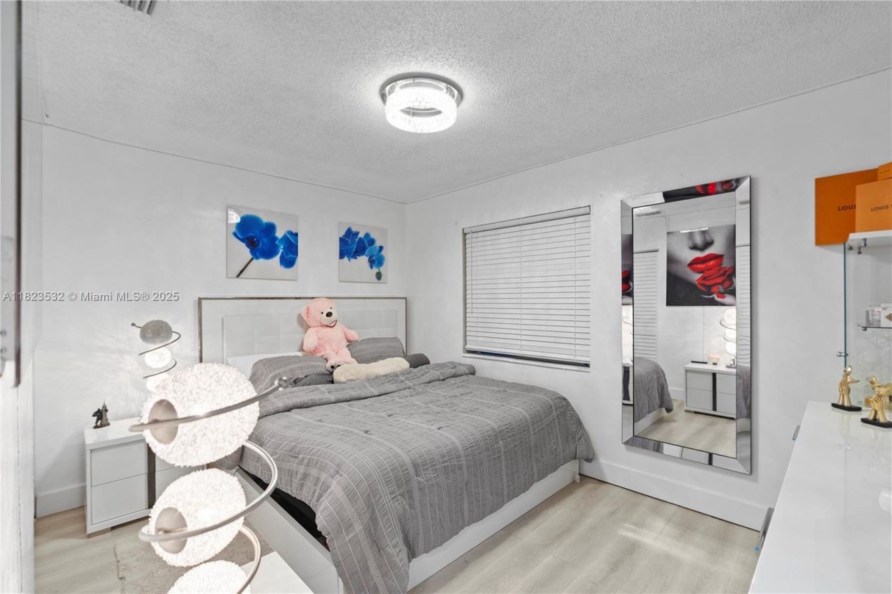 6474 Palm Ave, Hialeah, FL 33012 Photo