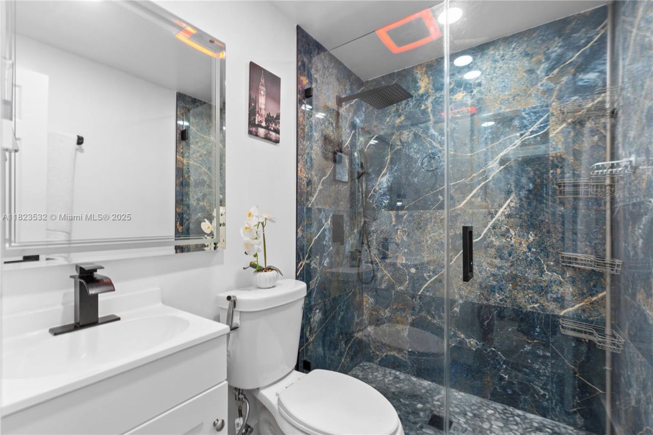 6474 Palm Ave, Hialeah, FL 33012 Photo