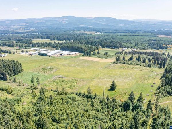 22411 S Schram Rd, Beavercreek, OR 97004