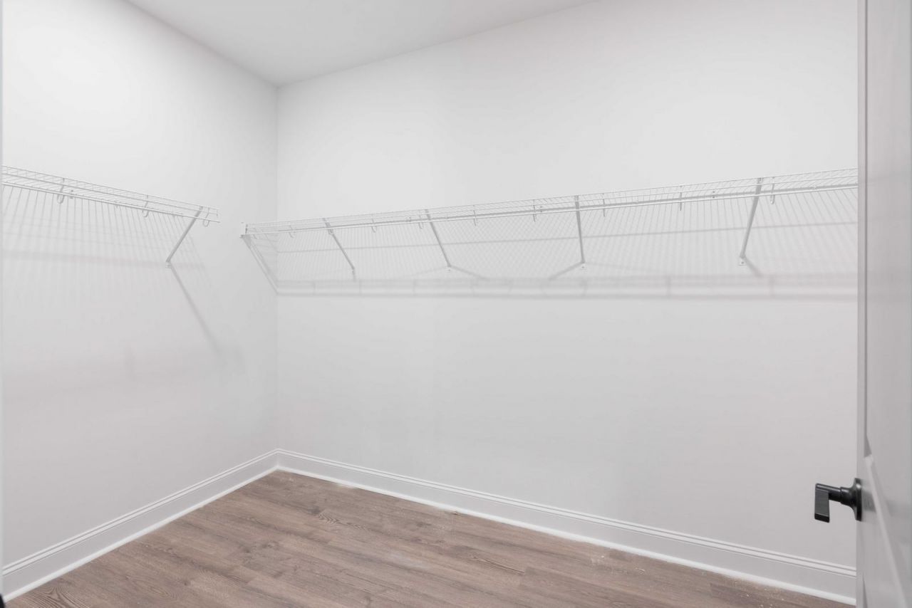 548 Hayes Pk Boulevard Photo 29