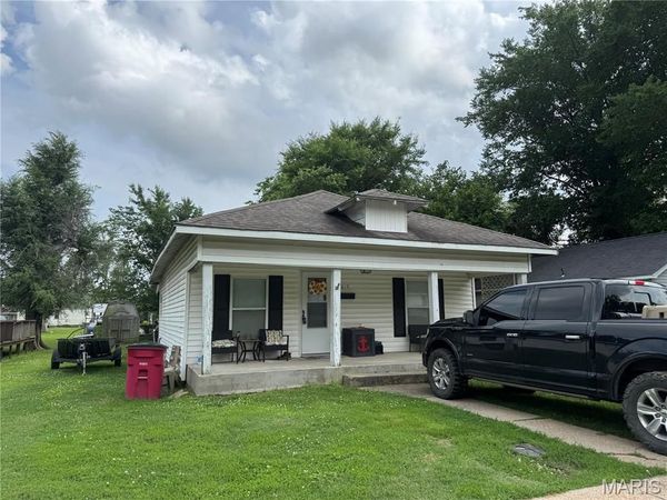 819 E Kathleen Street, Sikeston, MO 63801