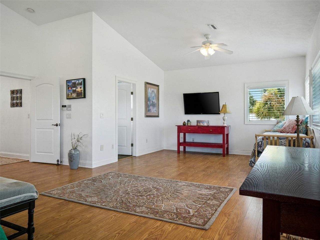 206 S Riverside Drive, Edgewater, FL 32132 Photo