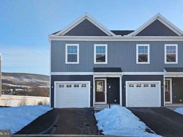 165 HIGHPOINT PARK DRIVE, PLEASANT GAP, PA 16823