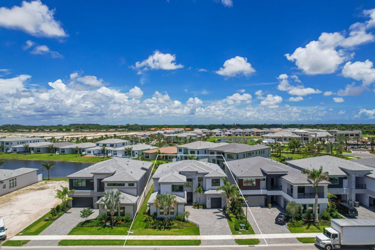 9451 Riverside Park Drive, Boca Raton, FL 33434 Photo