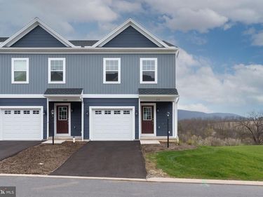 171 HIGHPOINT PARK DRIVE, PLEASANT GAP, PA 16823