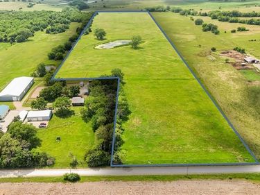 00000 Y Road, Meriden, KS 66512