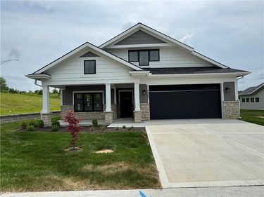 1963 Harvest Road, Liberty, MO 64068