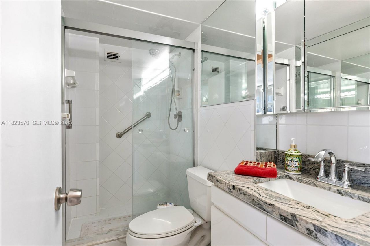 2101 S Ocean Dr, Unit 2707, Hollywood, FL 33019 Photo