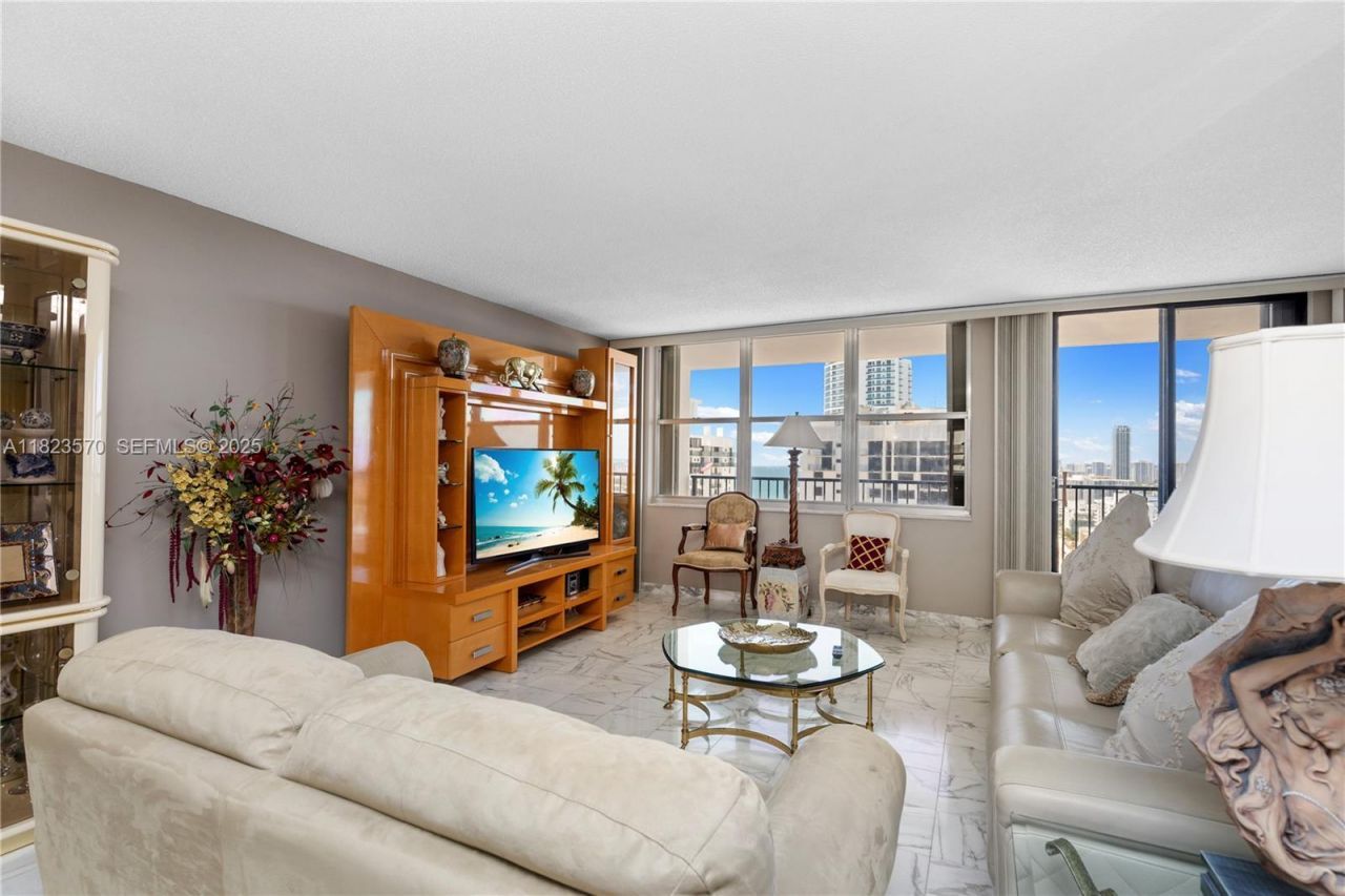 2101 S Ocean Dr, Unit 2707, Hollywood, FL 33019 Photo