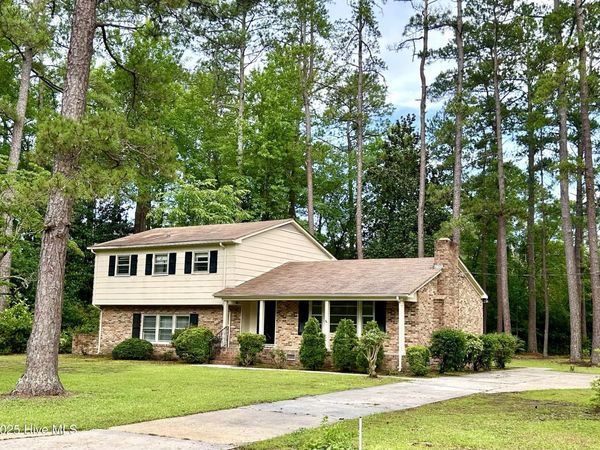 1203 Franklin Avenue, Laurinburg, NC 28352