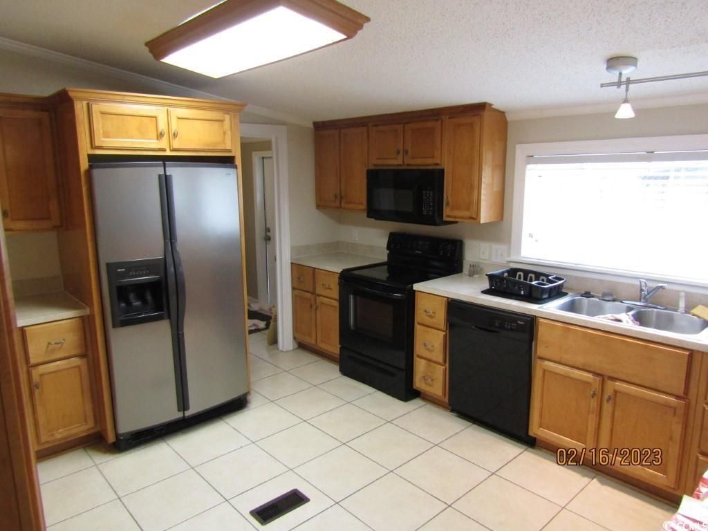 4883 Riverside Dr. Photo 16