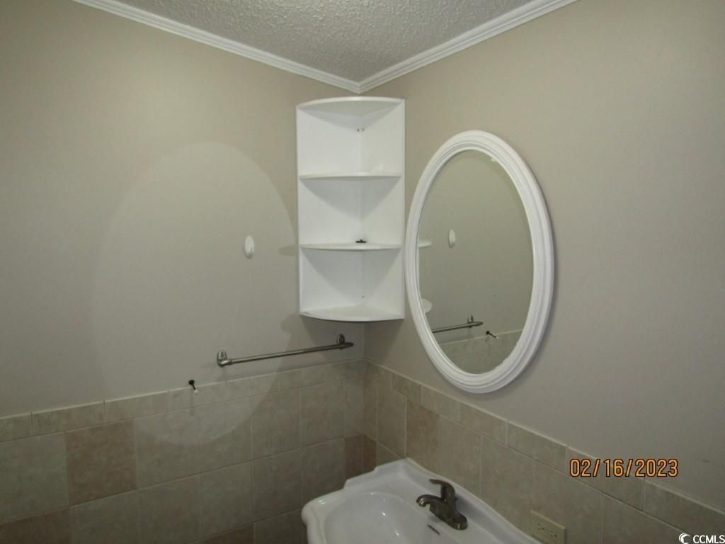 4883 Riverside Dr. Photo 26