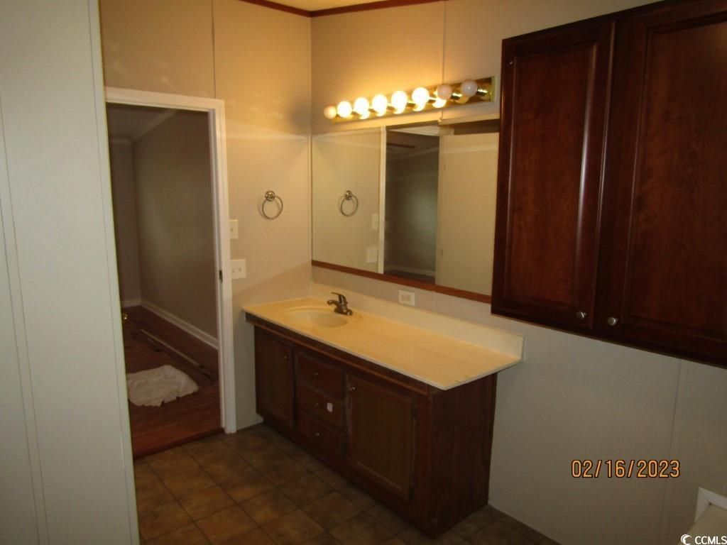 4883 Riverside Dr. Photo 29