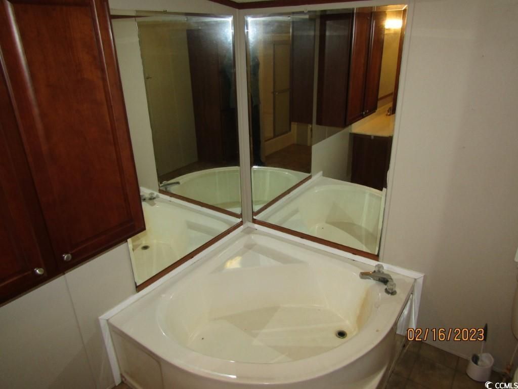 4883 Riverside Dr. Photo 30