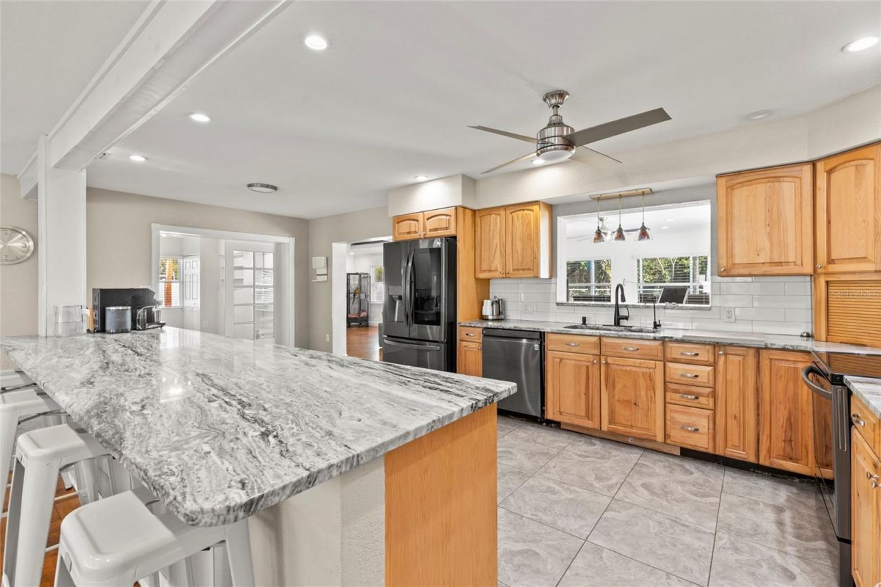 5657 Oceanic Road, Holiday, FL 34690 Photo