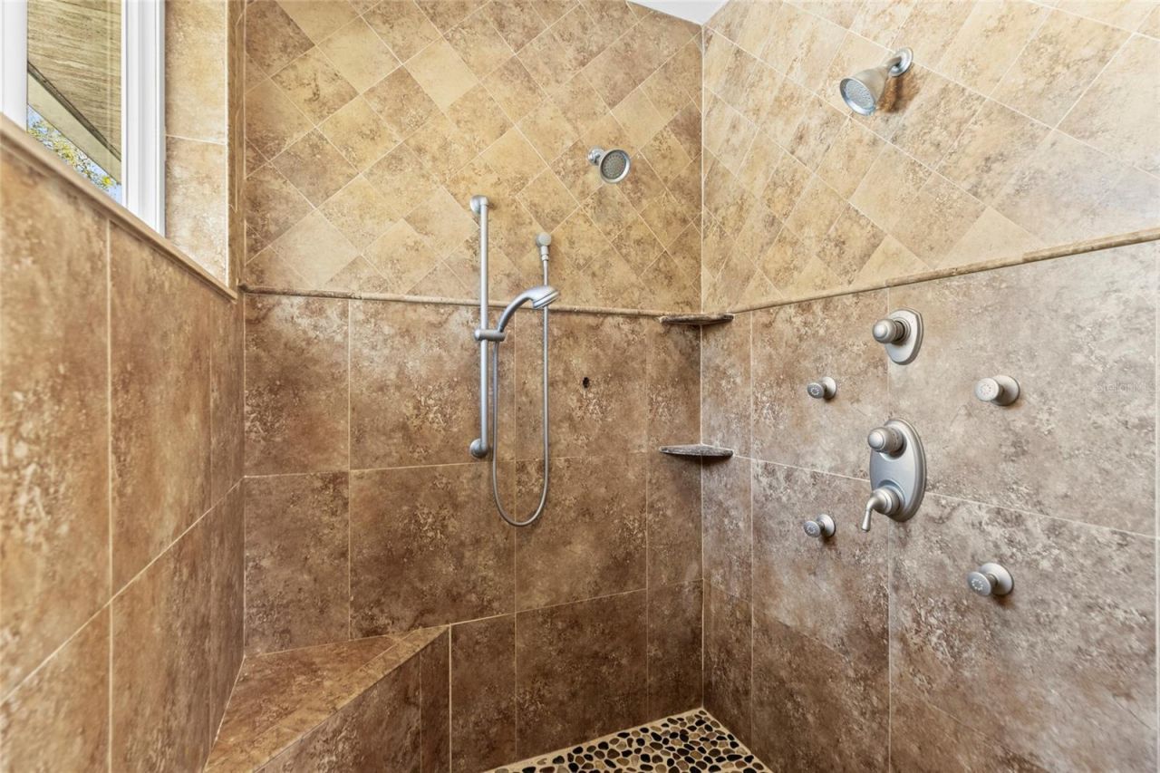 5657 Oceanic Road, Holiday, FL 34690 Photo