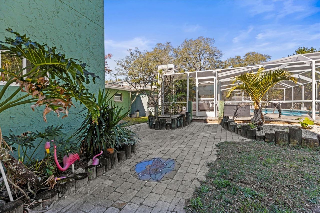 5657 Oceanic Road, Holiday, FL 34690 Photo