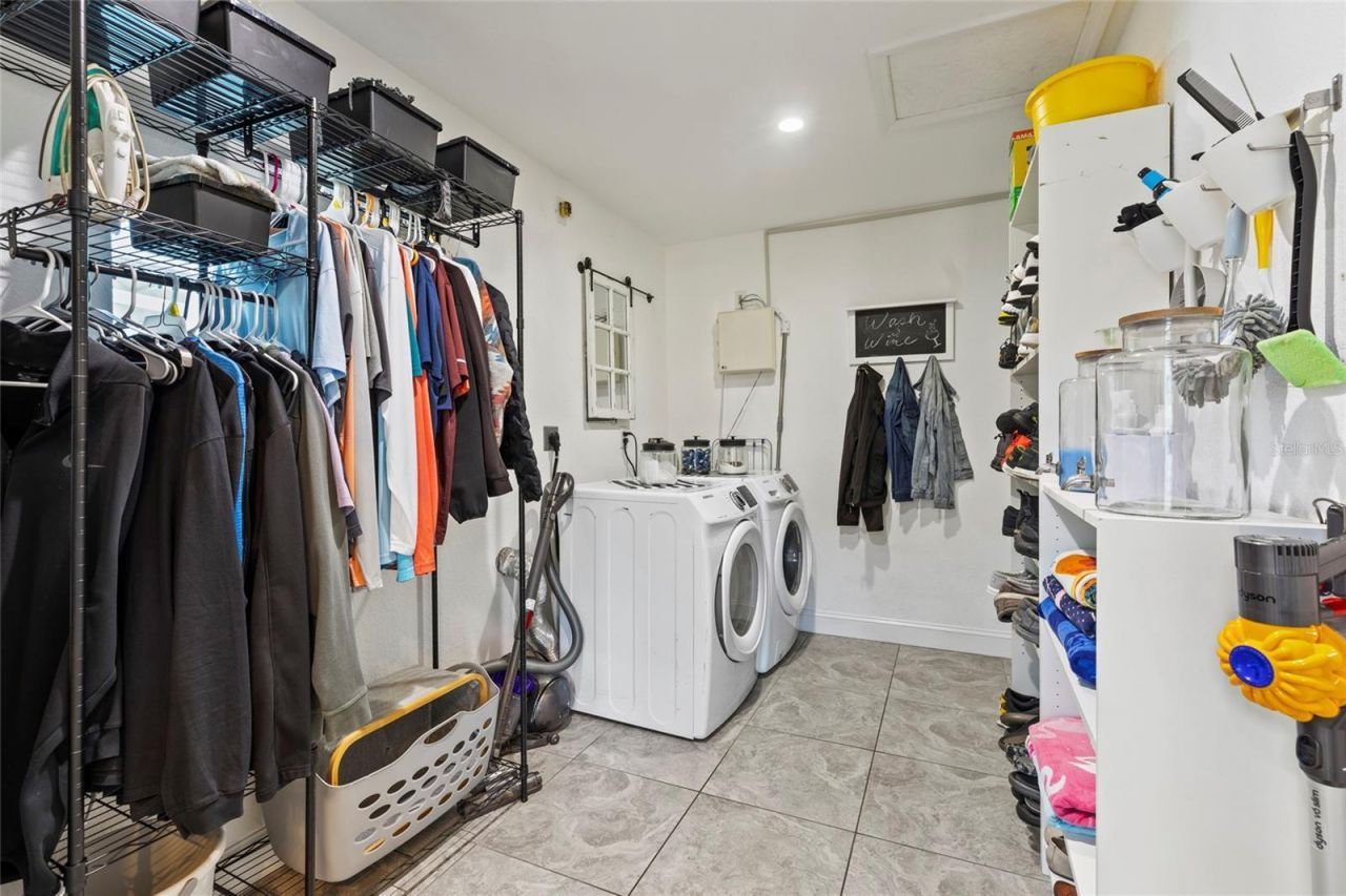 5657 Oceanic Road, Holiday, FL 34690 Photo