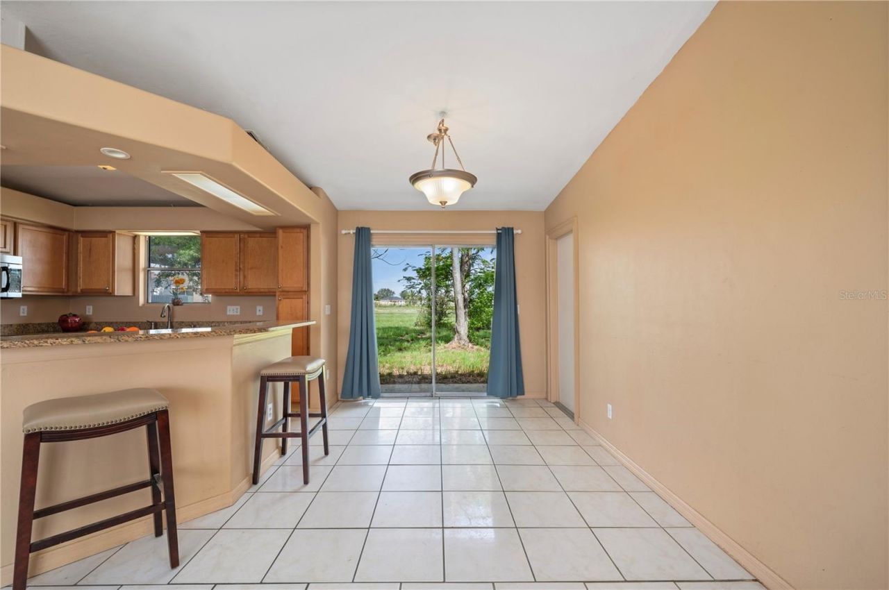1006 NE 2nd Avenue, Cape Coral, FL 33909 Photo