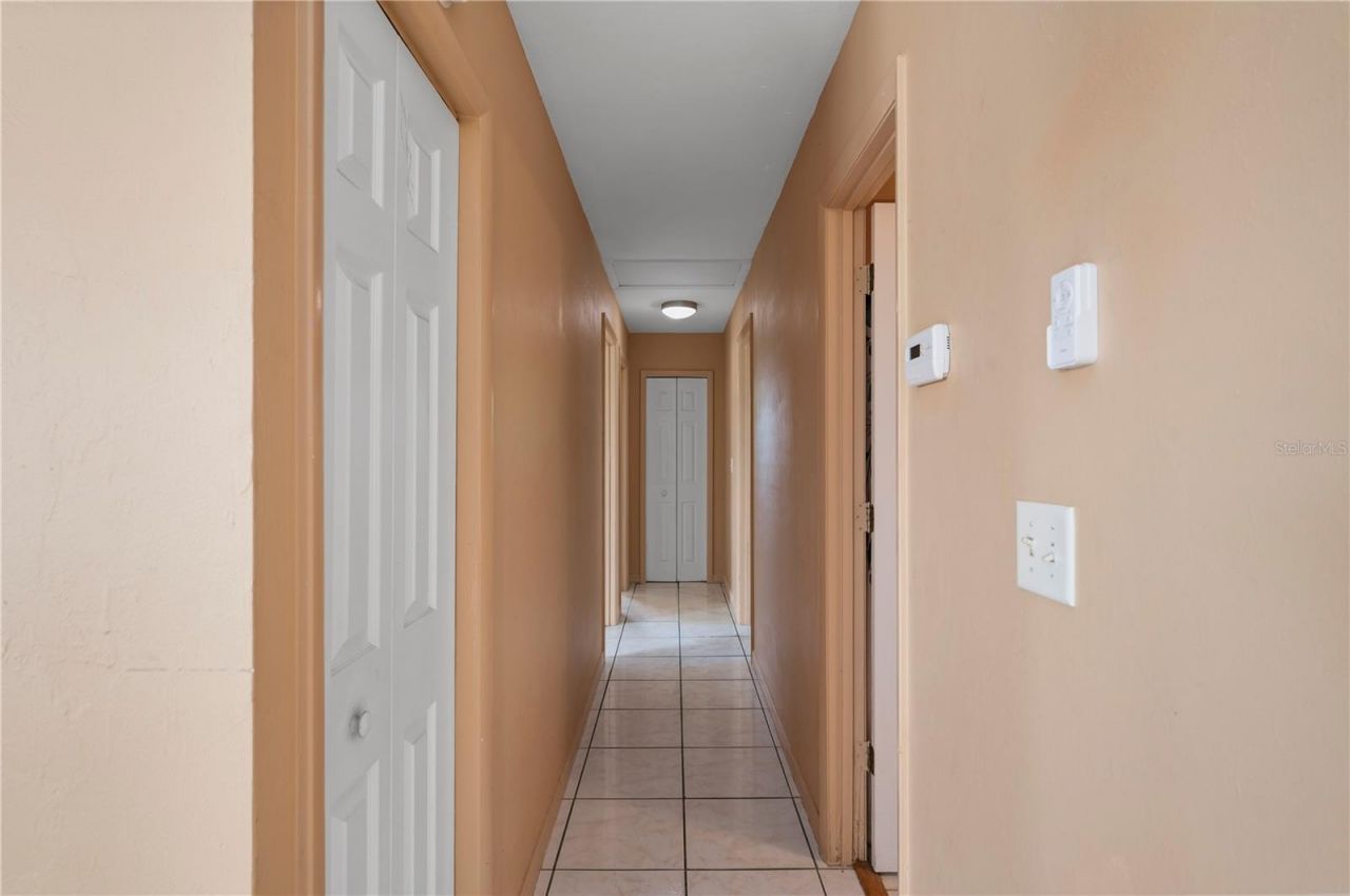 1006 NE 2nd Avenue, Cape Coral, FL 33909 Photo