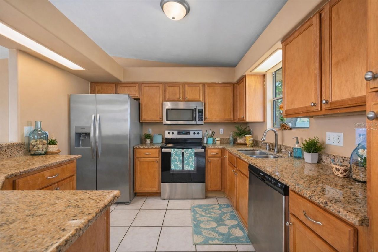 1006 NE 2nd Avenue, Cape Coral, FL 33909 Photo