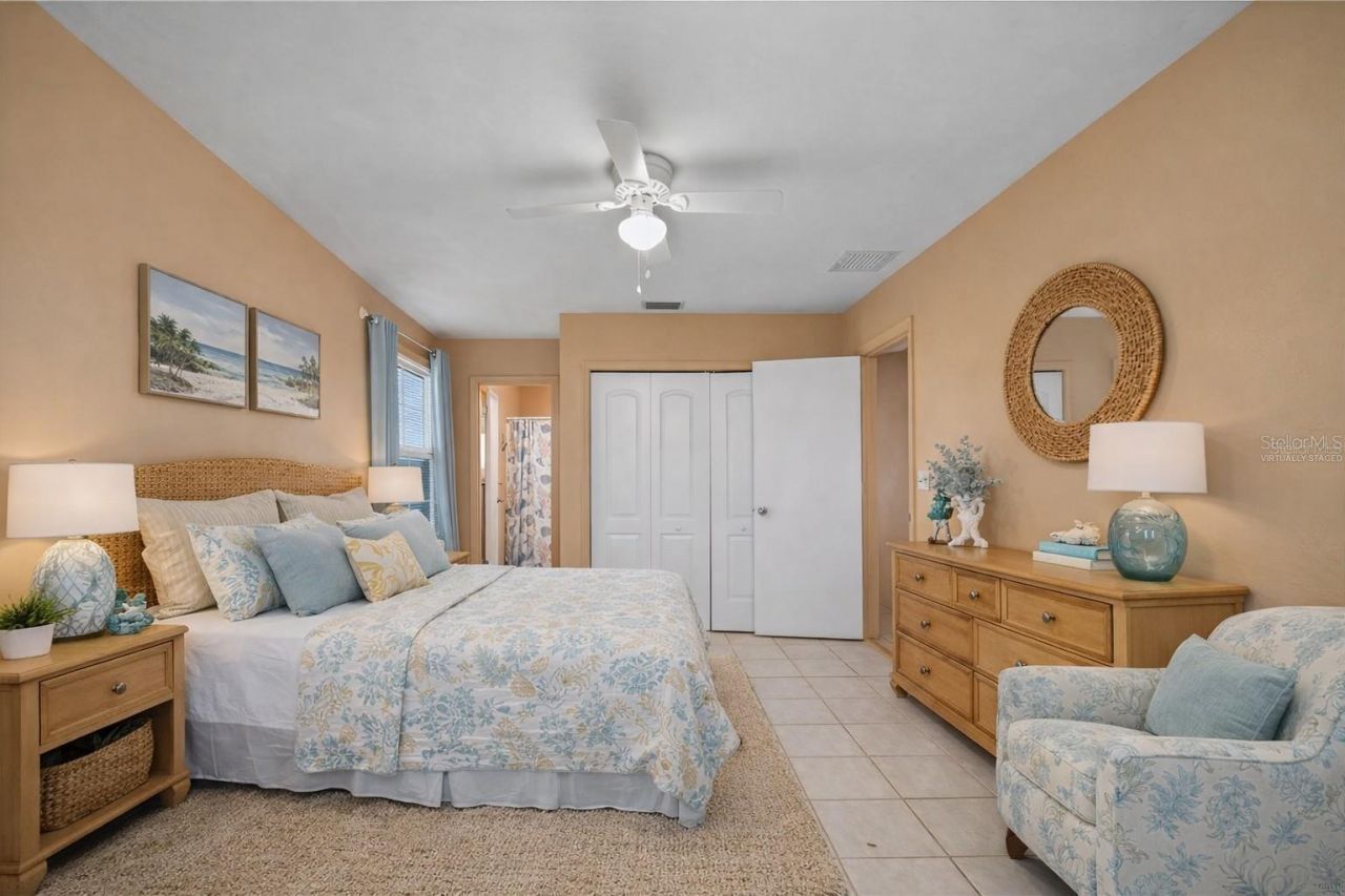 1006 NE 2nd Avenue, Cape Coral, FL 33909 Photo