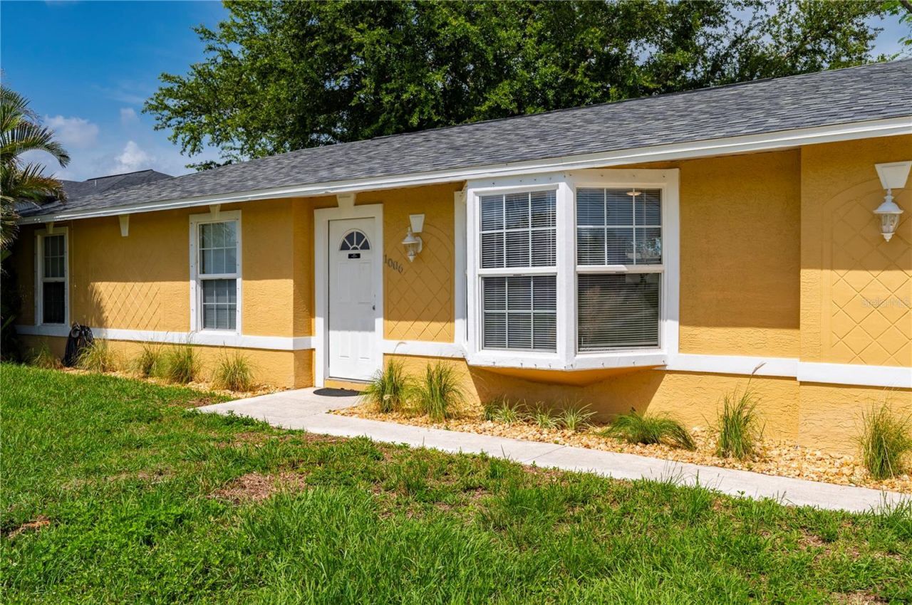 1006 NE 2nd Avenue, Cape Coral, FL 33909 Photo